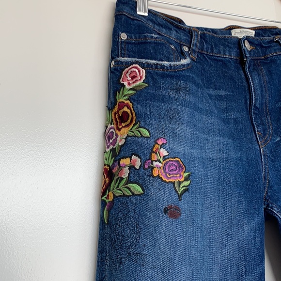 Zara Denim Jeans - Picture 2 of 8